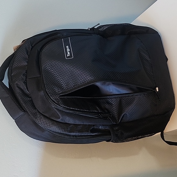 Targus Sport backpack (NWT) - Picture 1 of 11